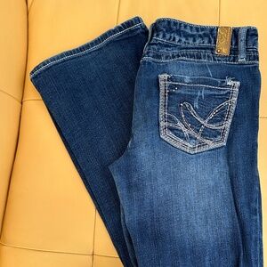 Maurices 7/8 Short Bootcut